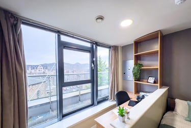 1 bed studio, Potterrow, Old Town, Edinburgh, EH89BT - Image 1